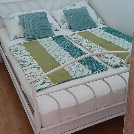 Apartman By The Sea - 19323 *