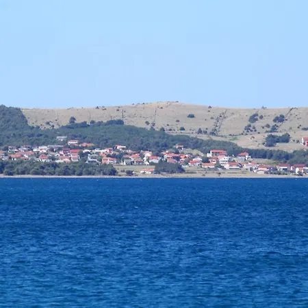By The Sea - 19323 * Vir